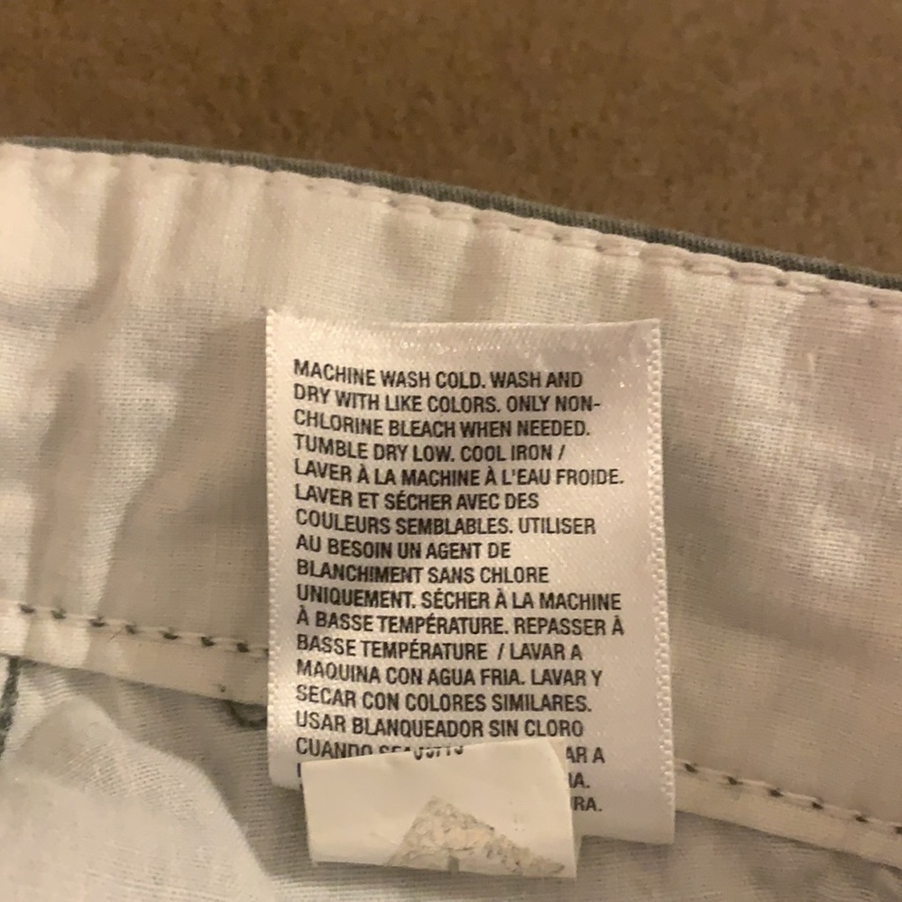 Old Navy Green Shorts NWOT - Picture 4 of 5